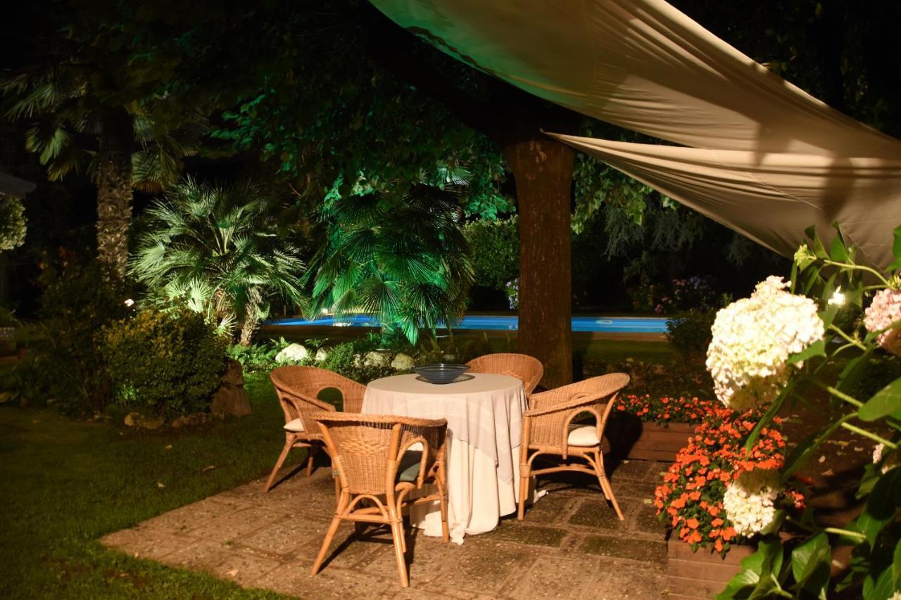 B&B 3 Tigli Maslianico Εξωτερικό φωτογραφία
